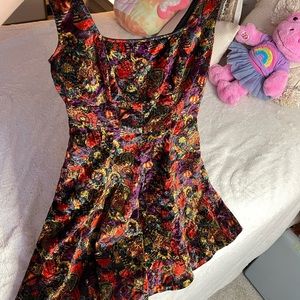 VINTAGE and beautiful velvet dress by Contempo Casuals size 6/7